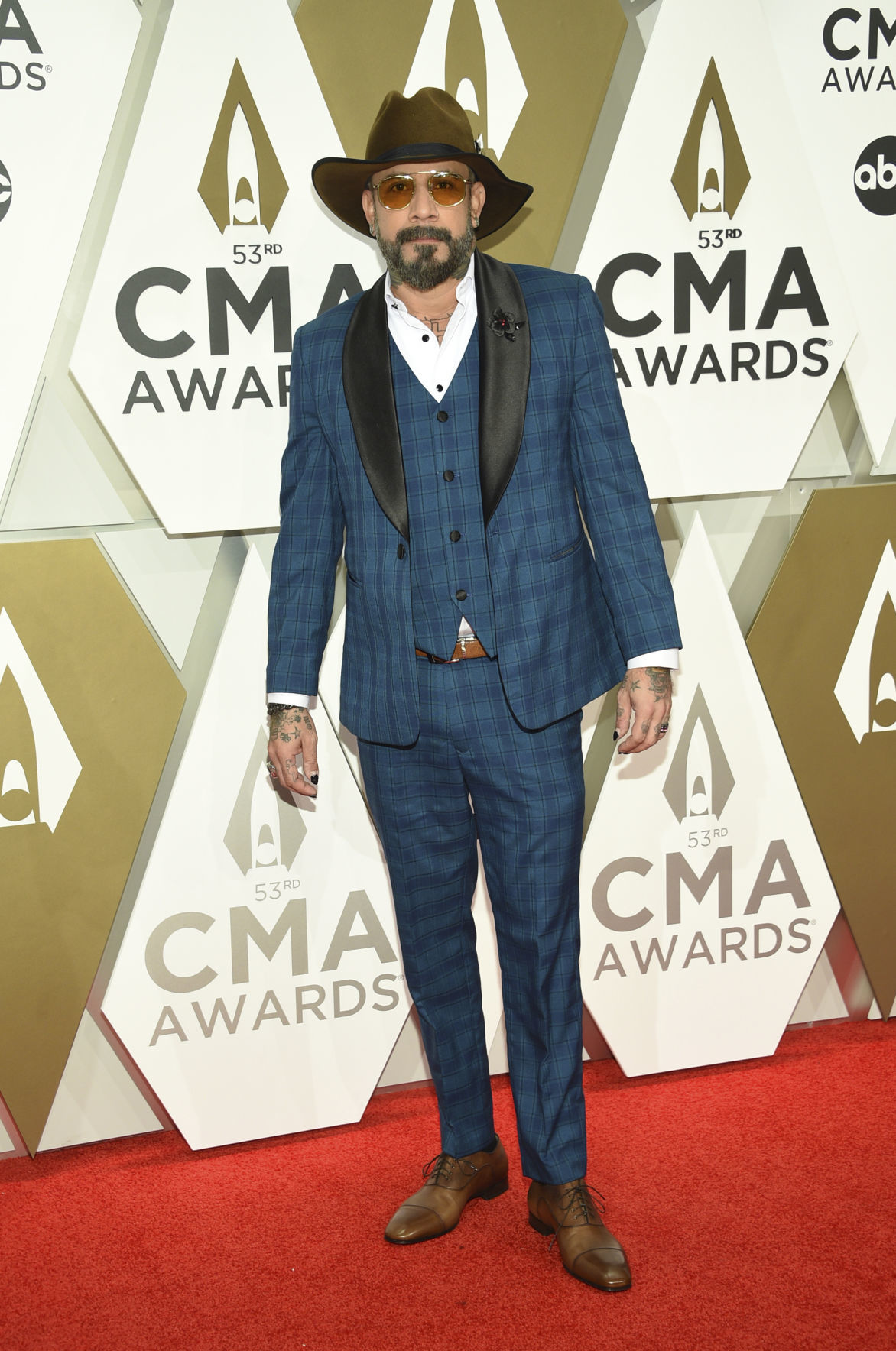 53rd Annual CMA Awards - Arrivals